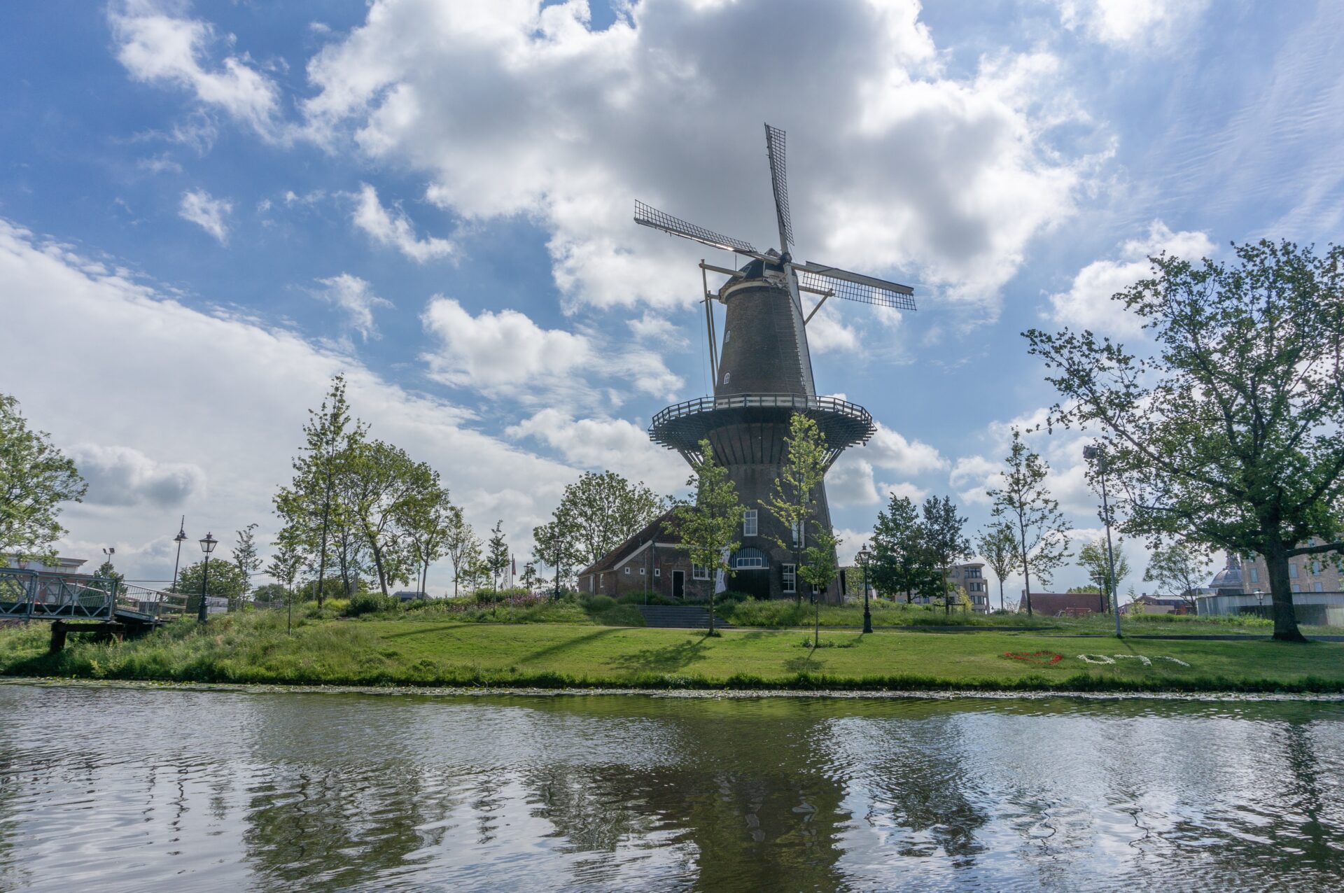 Leiden Molen De Valk